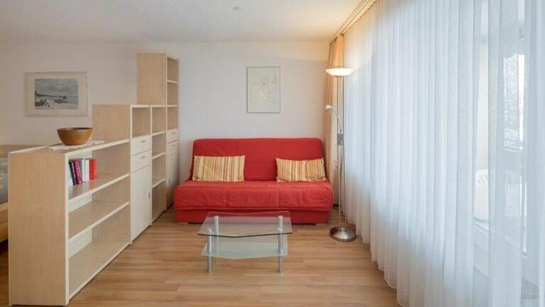 Schlafzimmer, Ferienwohnung Leukerbad, Swiss Engineering | © privat